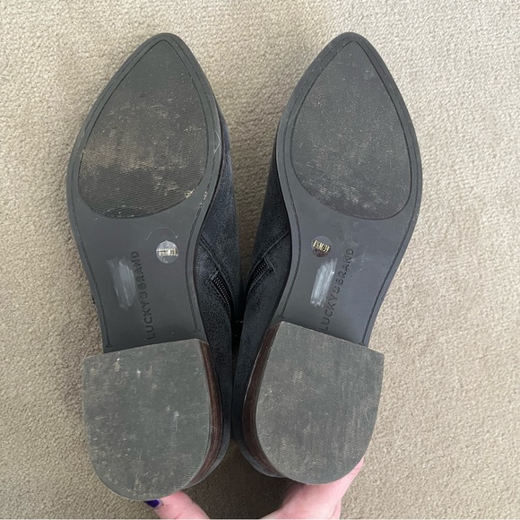 Lucky Brand Women's Kenri Black Leather Side Zip Pointed-Toe Ankle Boot size 8.5 - Picture 7 of 9